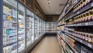 خرید یخچال برای فروشگاه زنجیره‌ ای؛ انتخابی حیاتی برای نگهداری بهینه